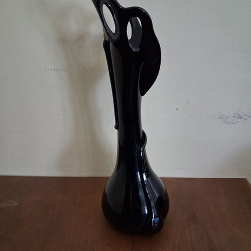Black art glass vase set like new with gift vase