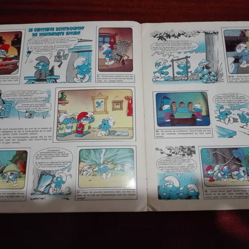 Panini Smurfs 1982 album used, complete