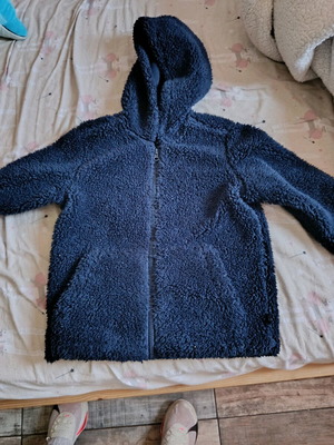Benetton fur jacket 6-7 years like new, blue