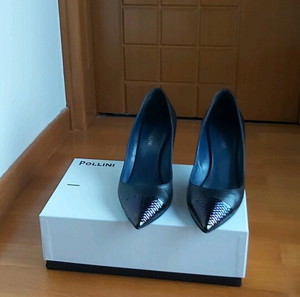 Γοβες μαυρες Pollini