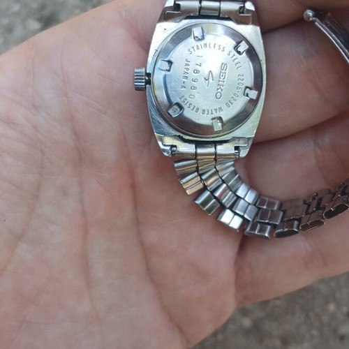 Seiko Automatic 2205-0230 women's watch used, silver