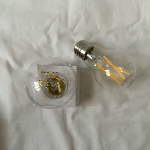 Light bulbs 10W 2800K new, 2 transparent warm light pieces