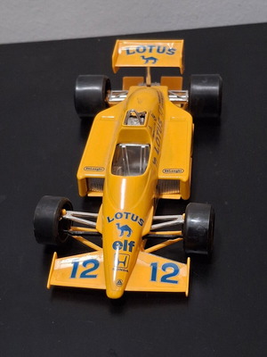 Bburago Lotus Honda Turbo 1:24 μοντέλο F1 σαν καινούργιο