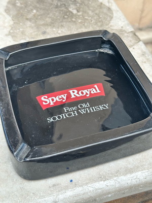 Κεραμικό τασάκι Spey Royal μεταχειρισμένο, διαφημιστικό για ουίσκι