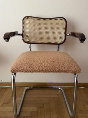 Καρέκλα Cesca B64 με ταπετσαρία, σχέδιο Marcel Breuer, κατασκευασμένη στην Ιταλία