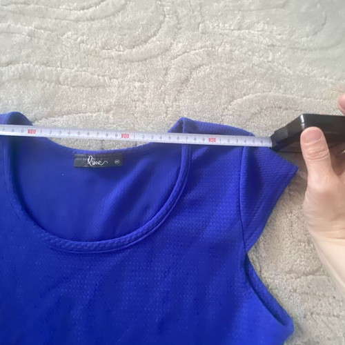 Short dress medium size blue like new