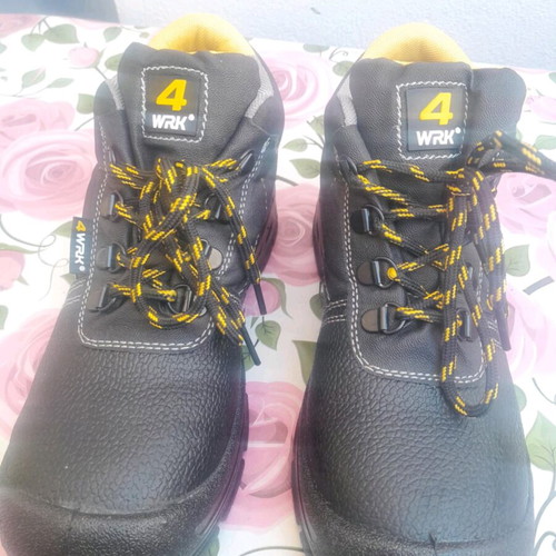 4 Work Safety Boot Size 38 New Unworn