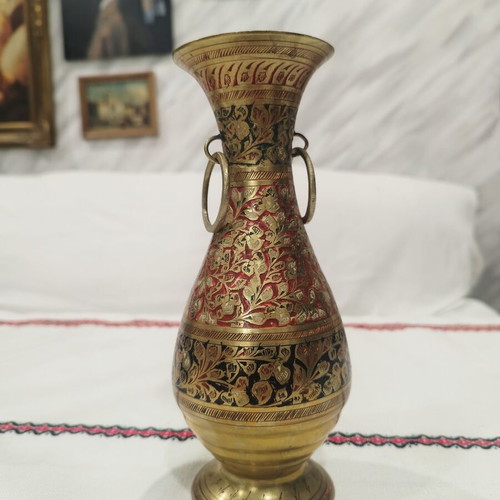 Indian brass vase used with ornaments, 21 cm height
