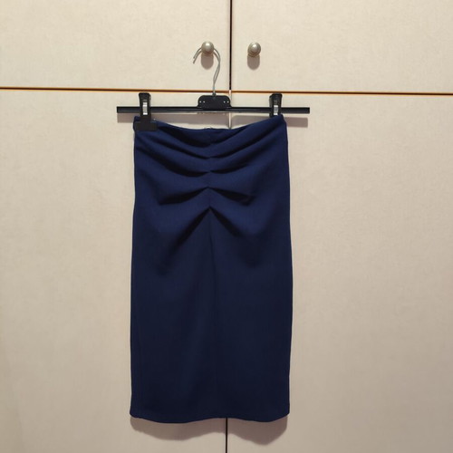 Blue pencil skirt like new, size S-M
