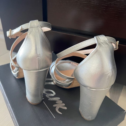 Mark Milan sandals used, size 38, gray