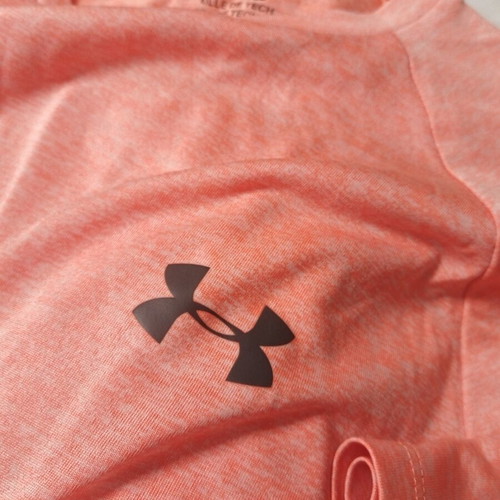 Under Armour αθλητικό T shirt σαν καινούργιο, μέγεθος M, κόκκινο πορτοκαλί