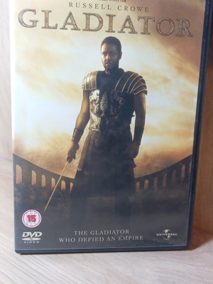 Gladiator DVD like new with English subtitles