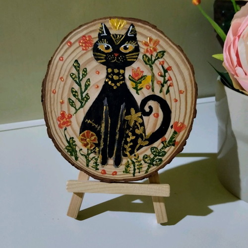 Wood painting with stand new, dimensions 13×13 cm