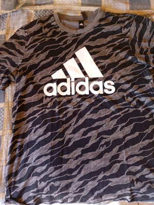 Adidas shirt XL like new, gray