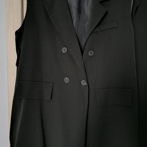 Suit set with vest