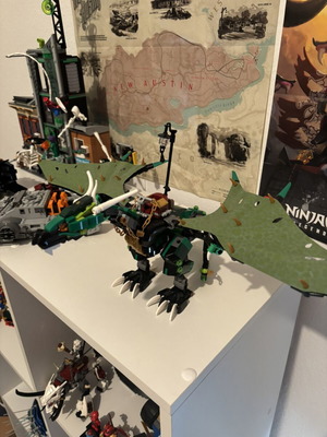 Lloyd's dragon Lego Ninjago set season 4, no figures