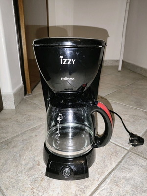 Izzy filter coffee maker like new