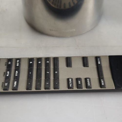 B&O Beolab 4-Beosound 4 sound system used, one speaker faulty