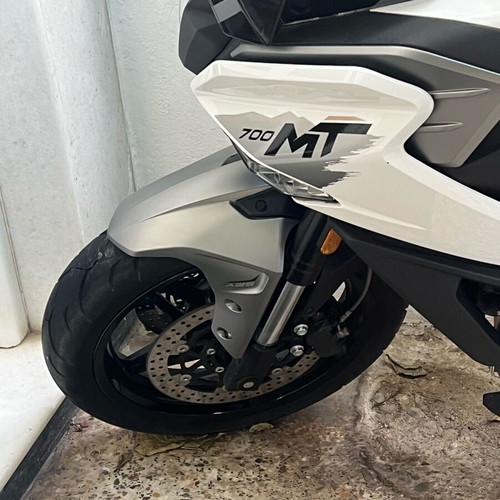 CFmoto 700MT sport motorcycle like new, 700 cc, manual, white, 2024