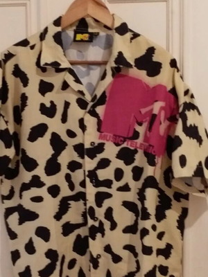 MTV Music Television XL Oversized Shirt new