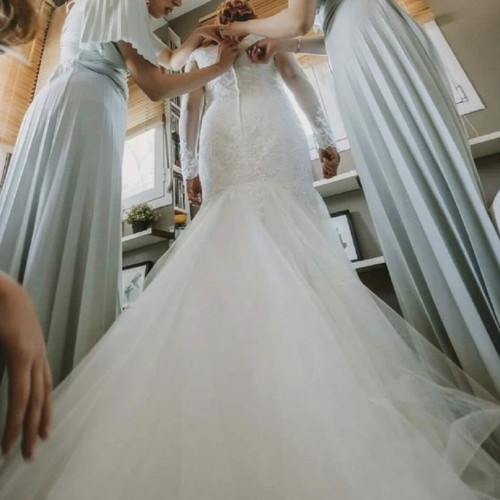 Wedding dress with veil from Los Angeles, California
