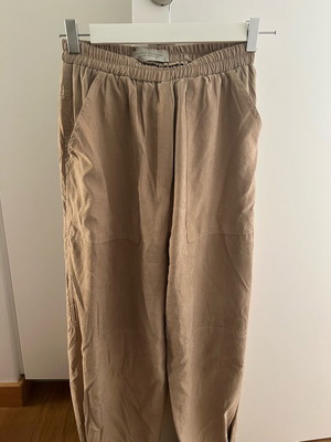 Vassia Kostara pants small like new, beige