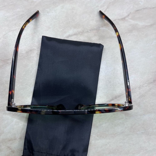 Sunglasses with green lenses tortoise new