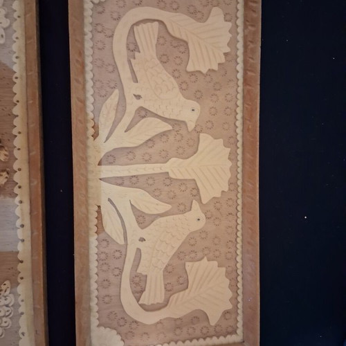 Woodcarved serving trays with glass, like new, set of 2