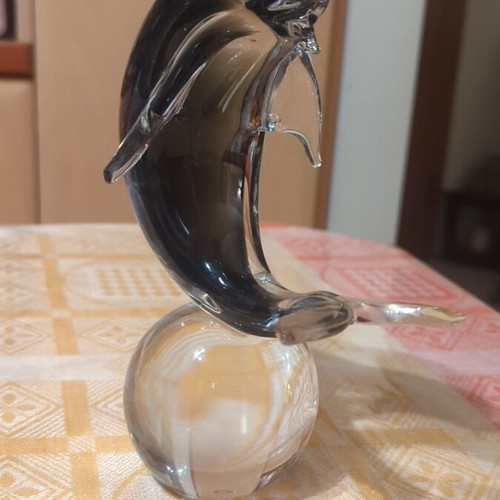 Murano glass dolphin like new