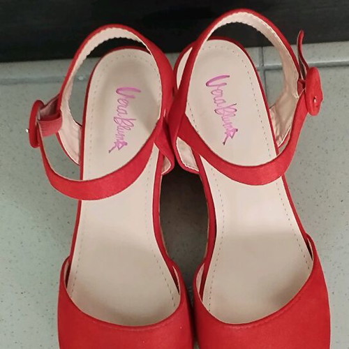 Vera Blum red platform shoes like new, size 39