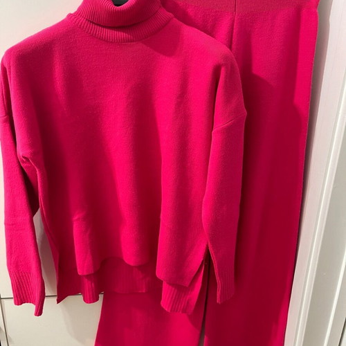 Pink one size set used