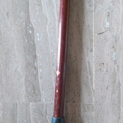 Wooden cane used with plastic handle 92 cm