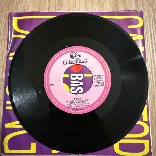 Bass Bumpers Can’t Stop Dancing vinyl used, electronic