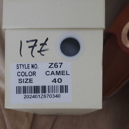 Camel slippers size 40 narrow fit made of synthetic leather