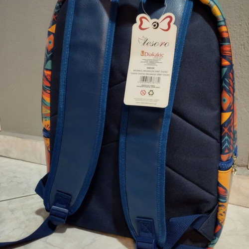 Backpack Tesoro new with leatherette and laptop compartment