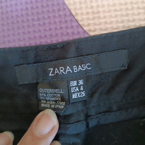 Zara skirt no 36 small black alpha line like new