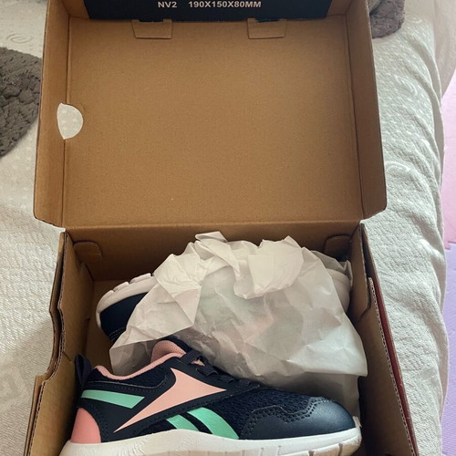 Reebok sport shoes size 24 like new, blue and pink