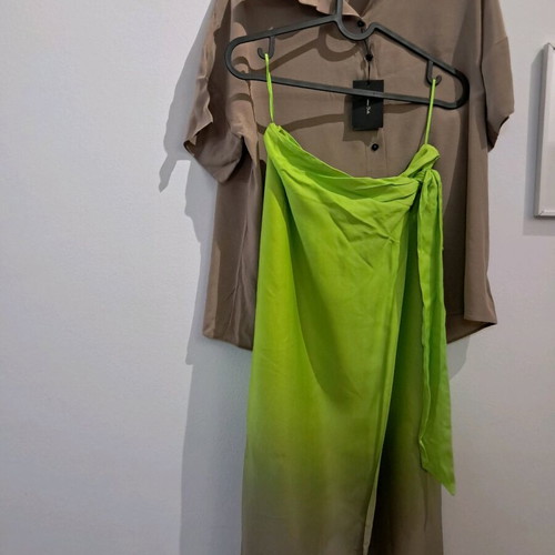 Shirt and skirt new, size 38/M