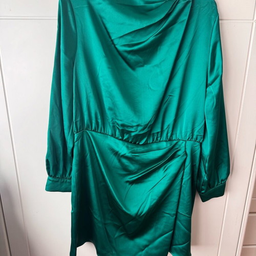 Zara satin dress like new, green, size XXL -  20,00 - Vendora.cy