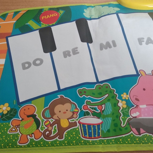 Children's piano toy like new