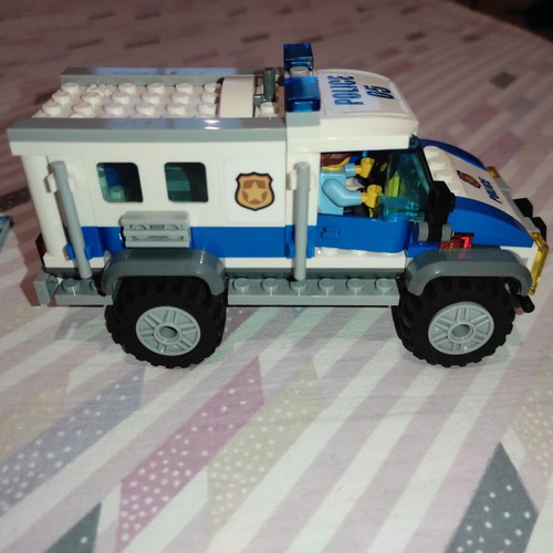 Lego City 60140 used, with instructions without box