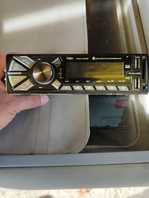 Osio ACO 4530 Car Radio with Bluetooth like new