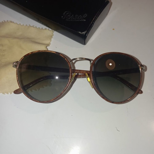 Persol unisex sunglasses like new, brown