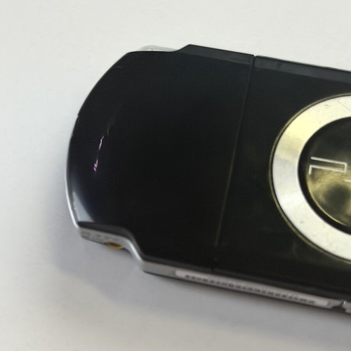 Sony PlayStation Portable PSP 2004 used with 4GB SD and game