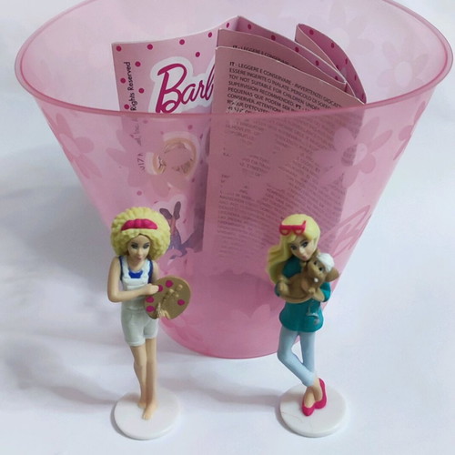 Barbie figures like new, pack of 2 from Easter egg