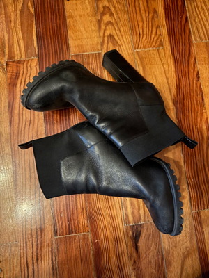 Μποτάκια Zara μεταχειρισμένα με ψηλό χοντρό τακούνι, δερμάτινα, μέγεθος 39