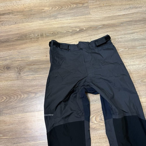 Norrona Falketind men's pants Gore-Tex Paclite size M like new, black