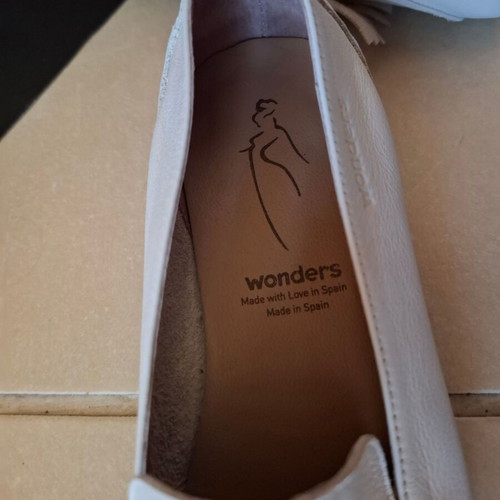Λευκά μοκασίνια Wonders από μαλακό δέρμα, καινούργια