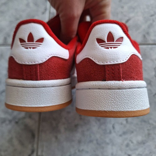 Adidas kids Campus 00s red sneakers new, size 31