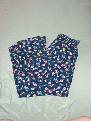 Floral pants with elastic waist